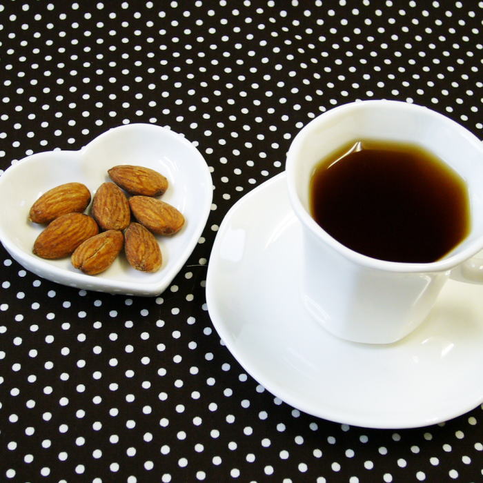 ラブタイムカフェのアーモンドバニラのカフェインレスコーヒー（フレーバーコーヒー）
